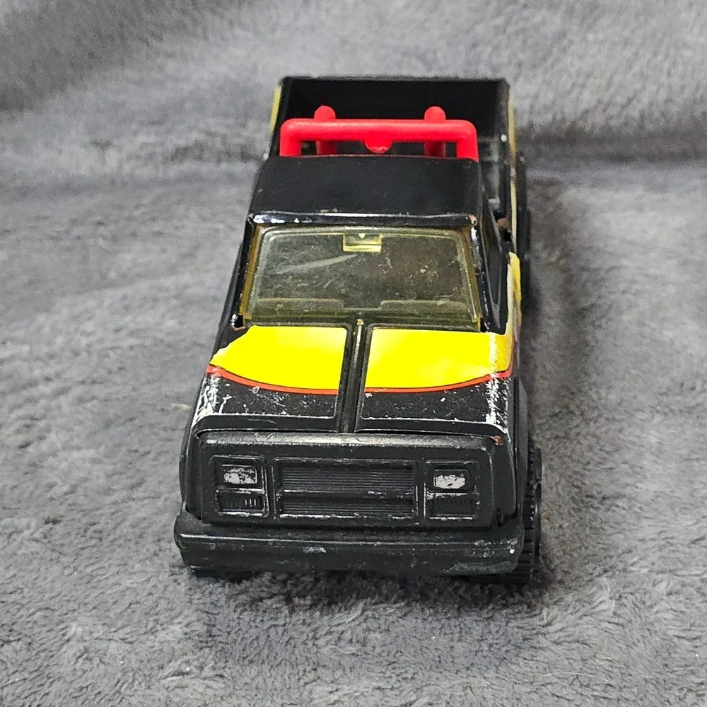 Vintage Tonka Wild Tiger Pickup Truck Diecast Toy Black Yellow Off-Road